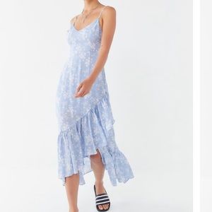 UO Printed tie back ruffle dress